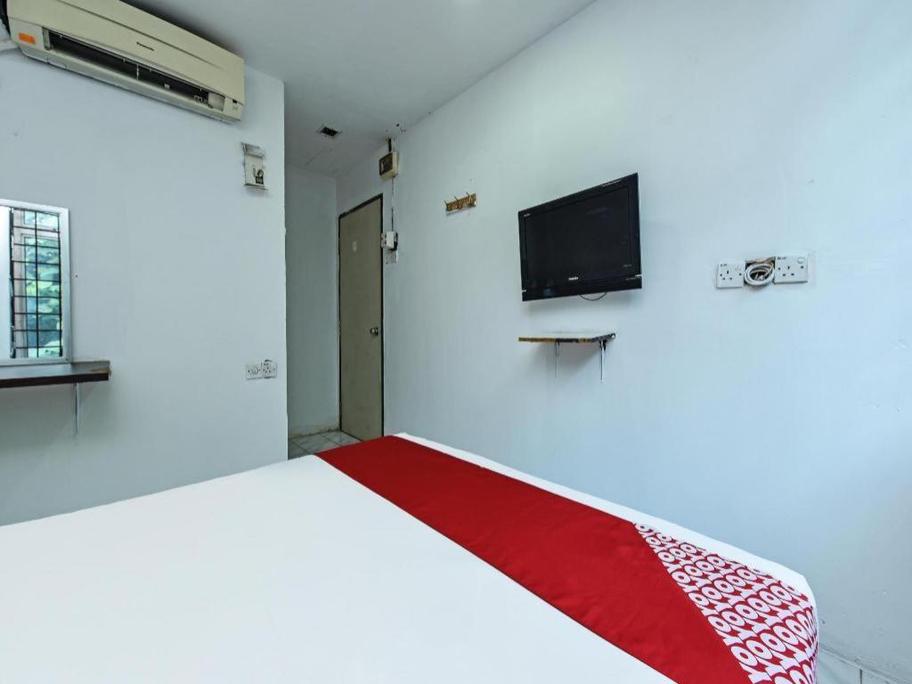 Oyo 90643 Gks Hotel Seremban Exterior photo