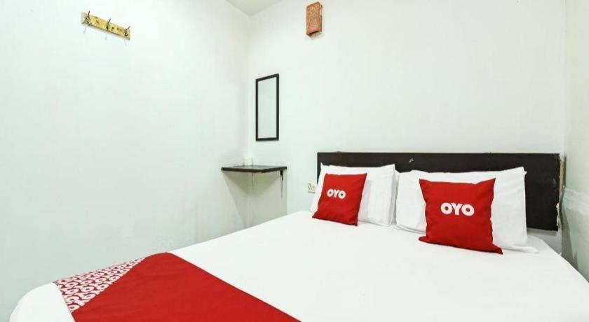 Oyo 90643 Gks Hotel Seremban Exterior photo